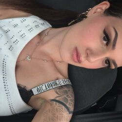 DeaAde avatar