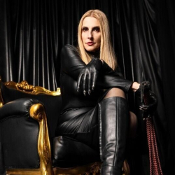 DominaSreniMilano avatar