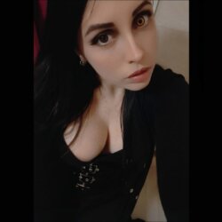 PadronaFernanda avatar